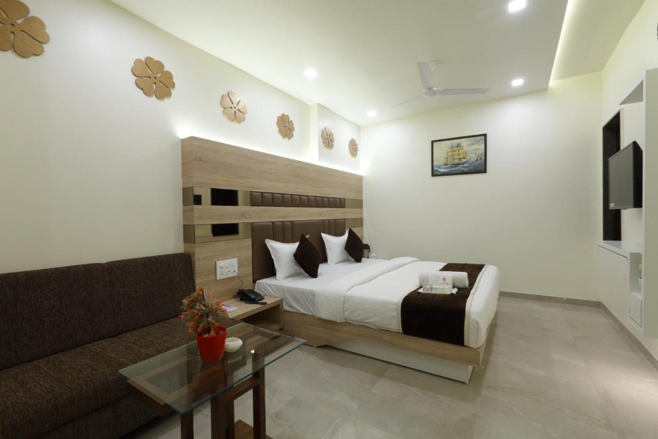 Hotel Alka Inn Ahmedabad Ngoại thất bức ảnh